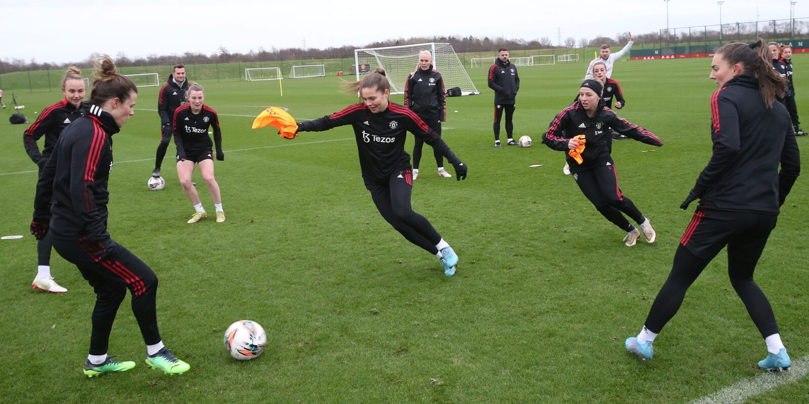 Long-term strategy planning in football